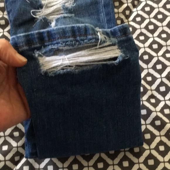 Joe’s Jeans - Super Distressed - Picture 6 of 7